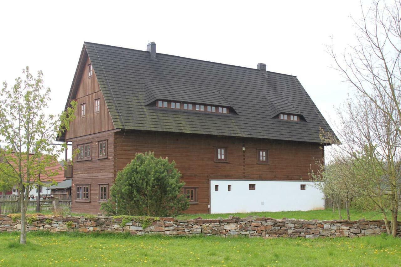 Třebechovice pod Orebem Apartman Ve Skanzenu מראה חיצוני תמונה