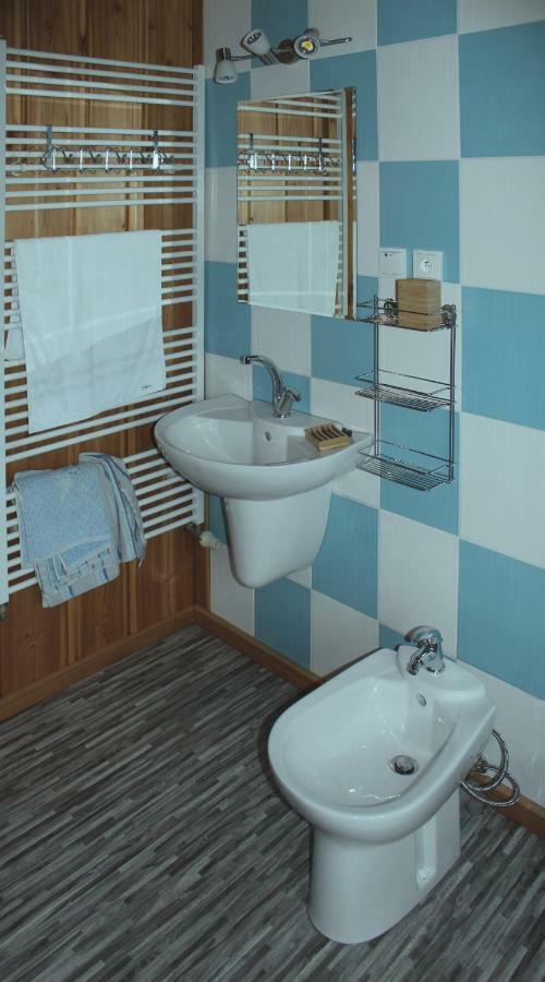 Třebechovice pod Orebem Apartman Ve Skanzenu מראה חיצוני תמונה